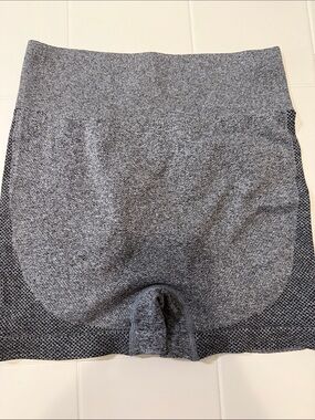 High-Waist Seamless Grey Women’s Shorts